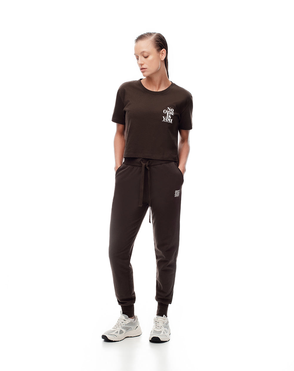 Camiseta cro regular algodón chocolate estampada mujer