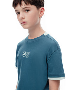 Camiseta regular algodón verde estampada niño