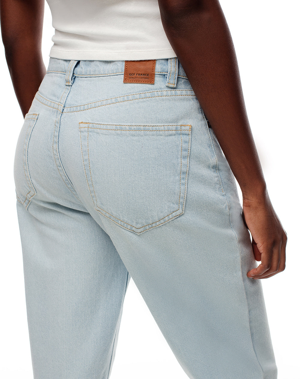 Jean recto tiro medio índigo claro mujer