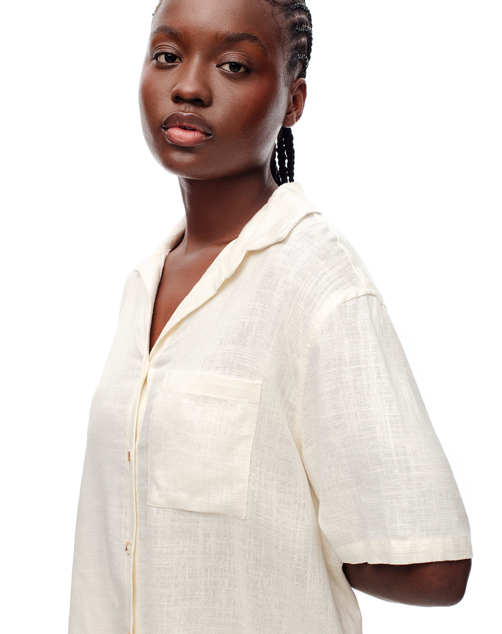 Camisa manga corta holgada lino vainilla mujer