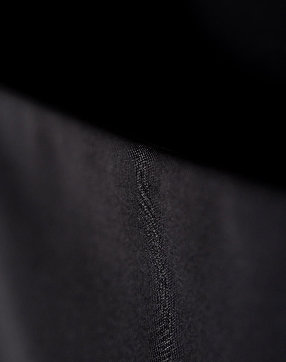 Camibuzo crop slim negro mujer