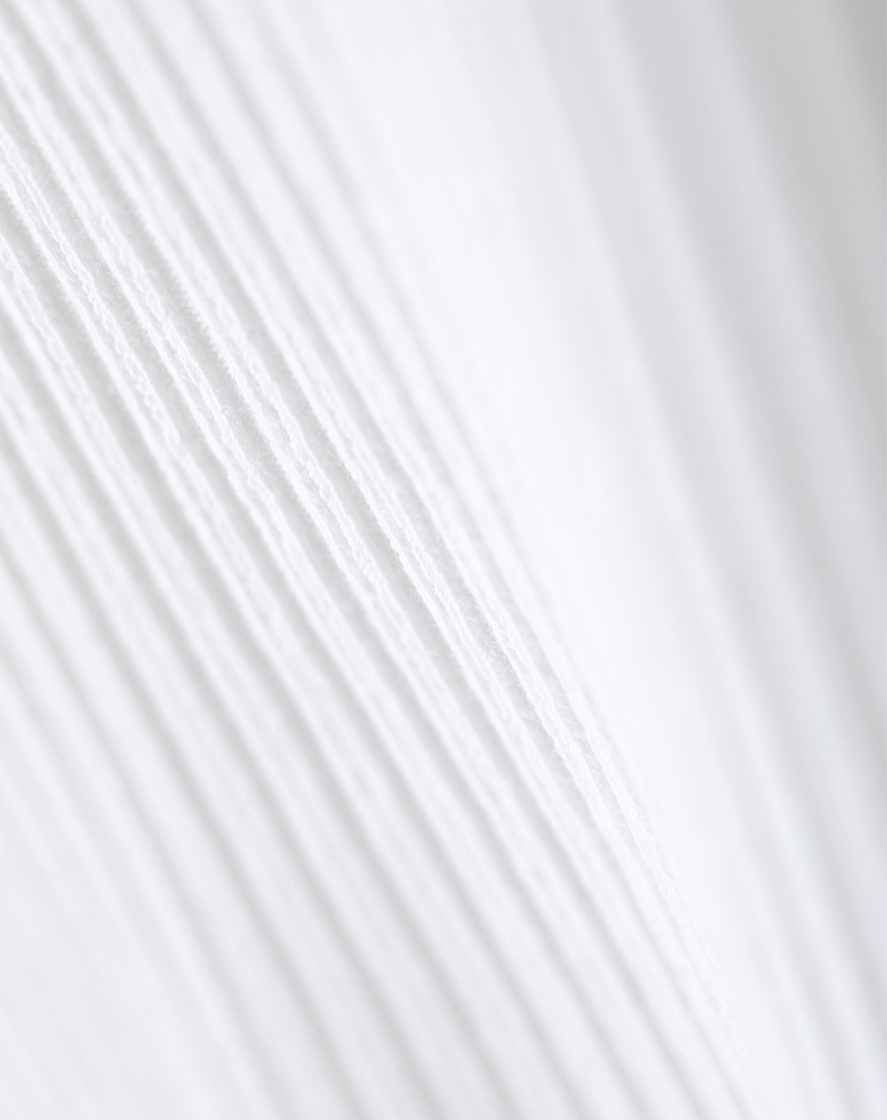 Camiseta regular sin mangas rib algodón blanca niña