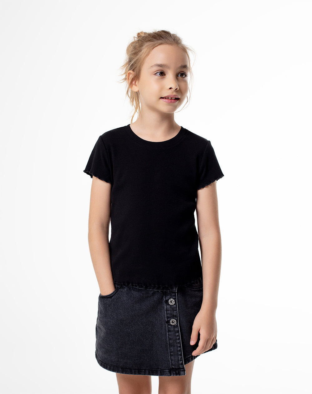 Camiseta slim algodón negra niña