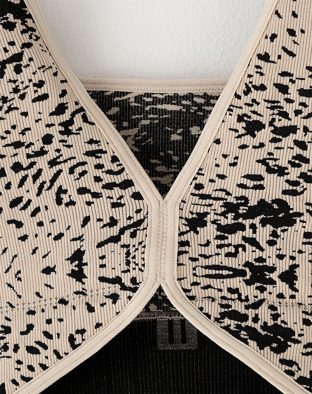 Top deportivo soporte medio seamless multifuncional estampado