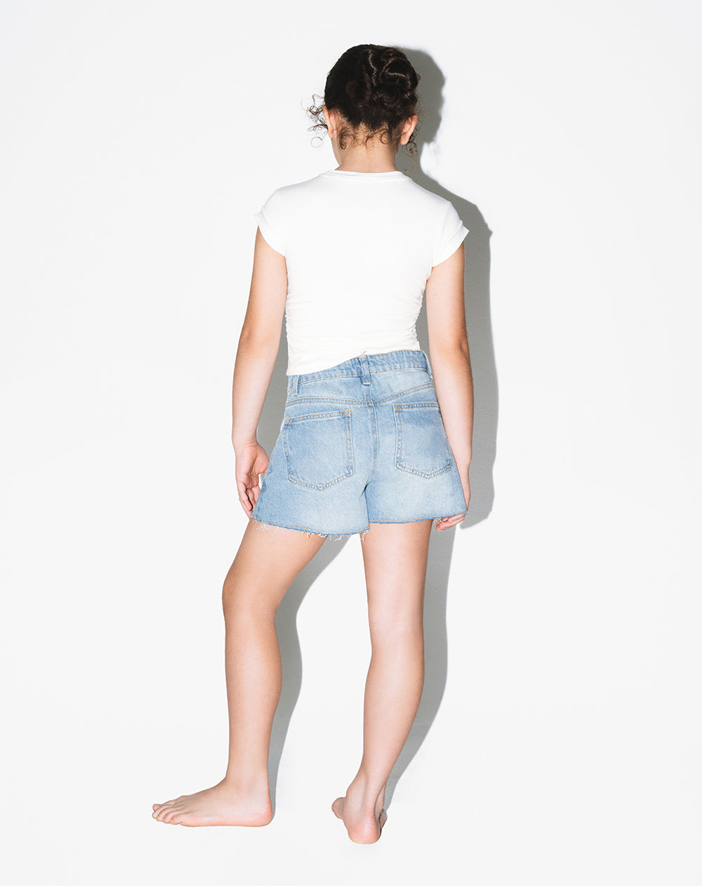 Short denim tiro medio índigo medio niña