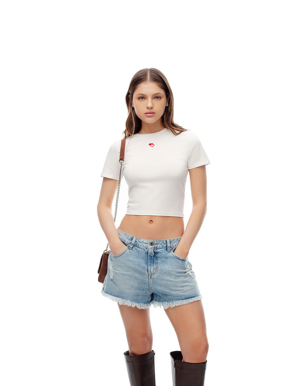 Camiseta crop slim algodón vainilla mujer