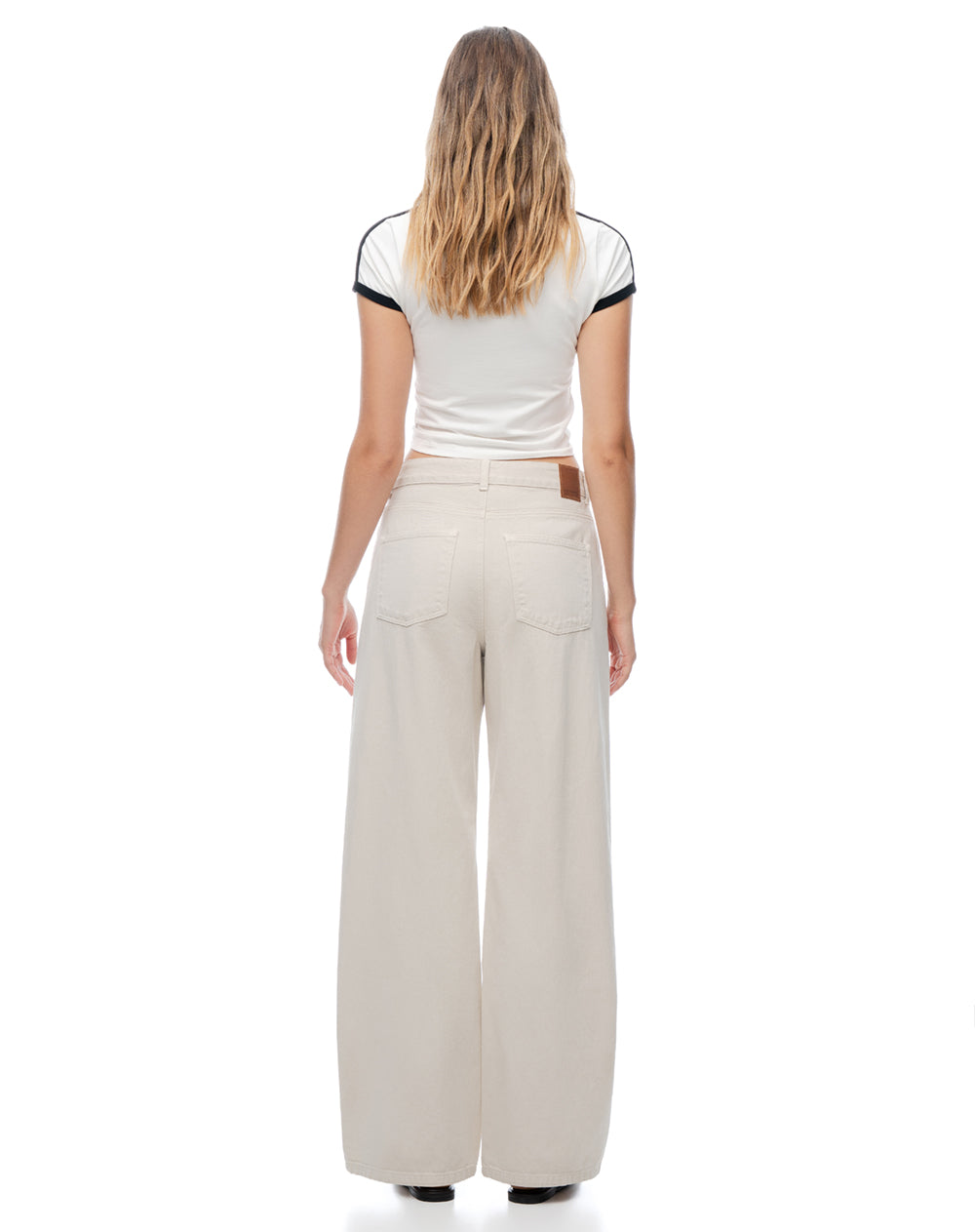 Jean wide leg tiro alto cinco bolsillos arena mujer