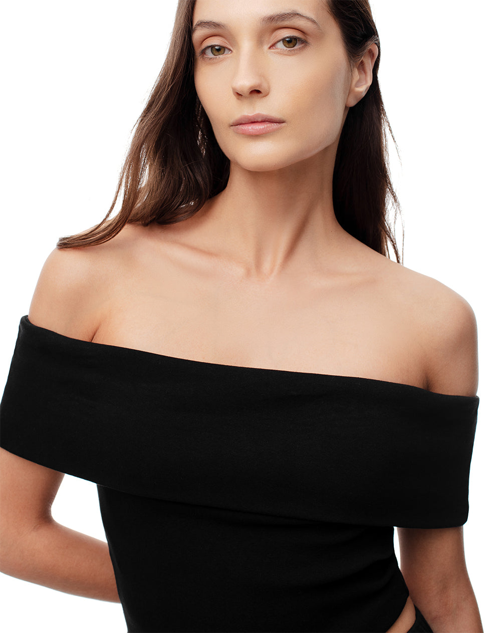 Top off-shoulder slim algodón negra mujer
