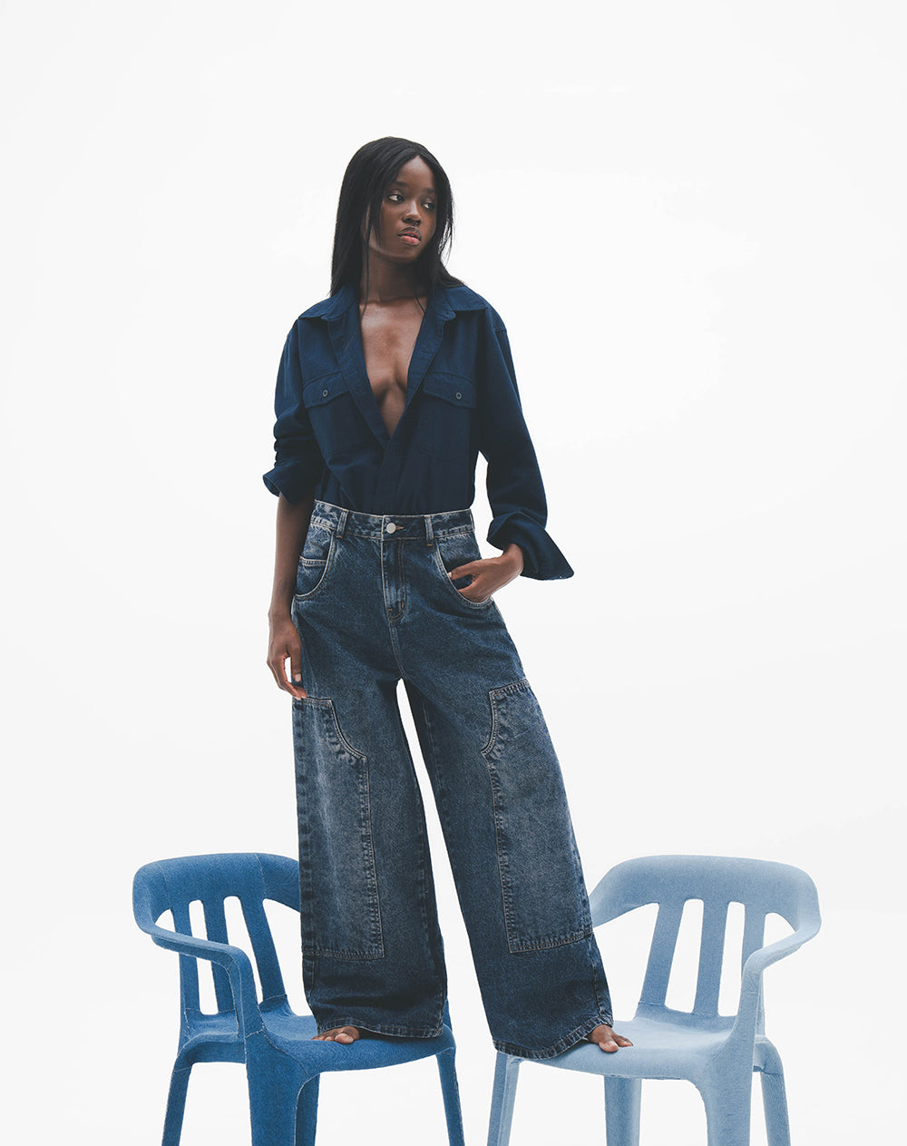 Jean loose fit tiro medio indigo oscuro