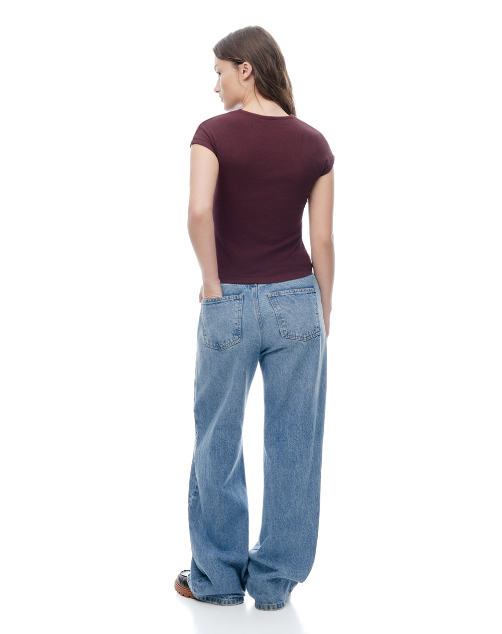Camiseta slim manga corta vino tinto mujer
