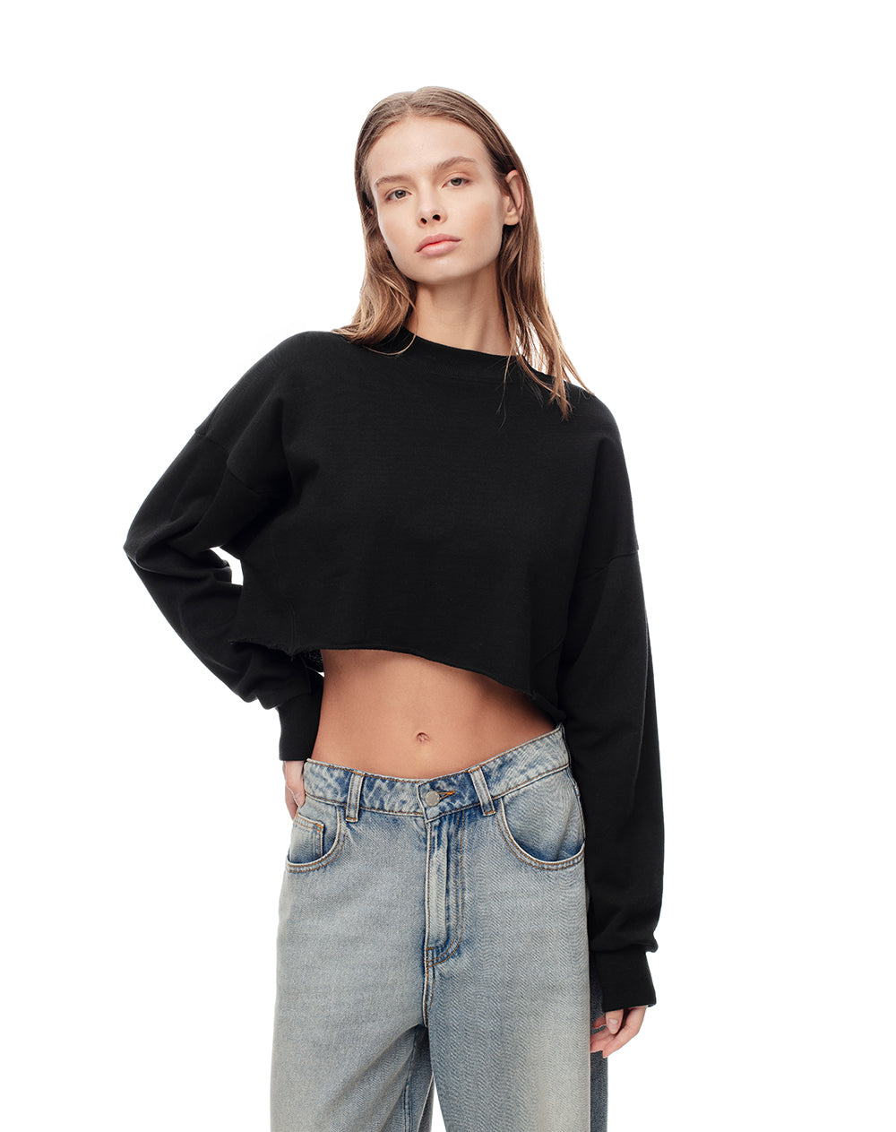 Buzo crop regular algodón negro mujer