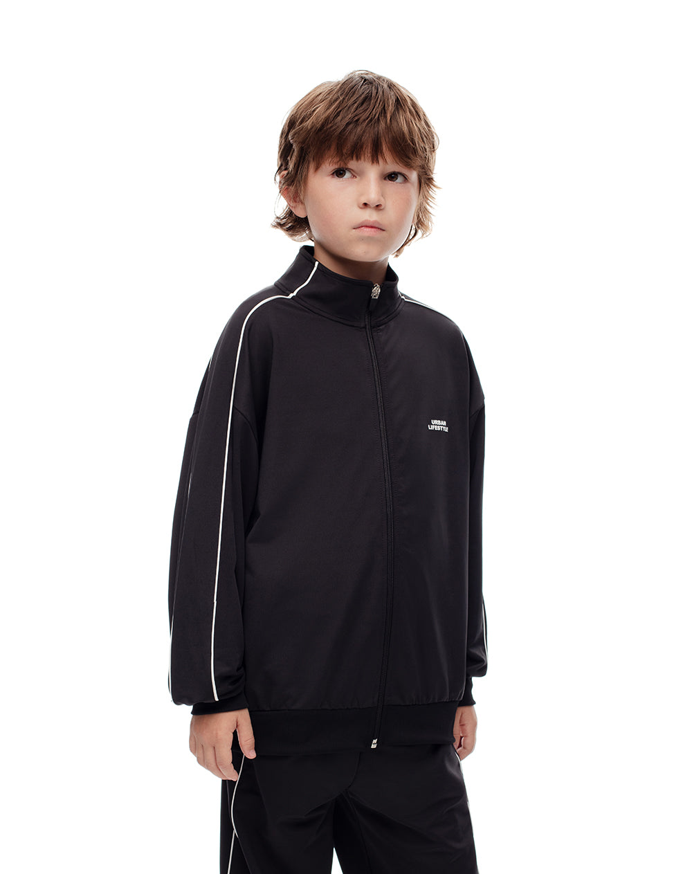 Chaqueta regular negra niño