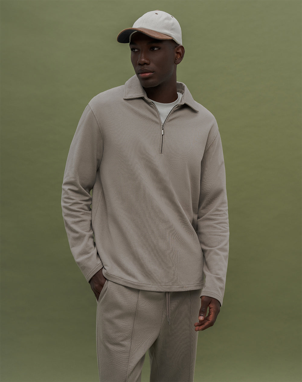 Buzo relax regular algodón taupe hombre