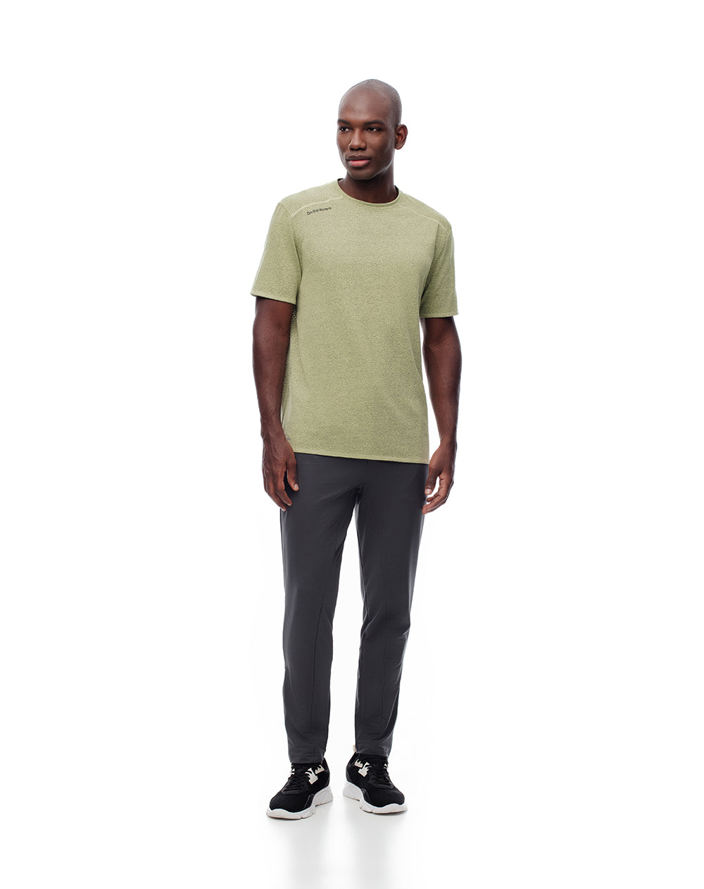 Camiseta deportiva control humedad amarilla hombre