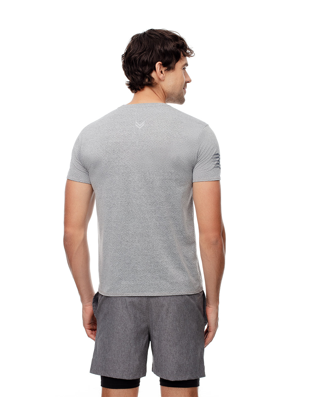 Camiseta deportiva control humedad gris hombre