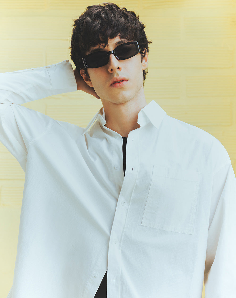 Camisa oversize blanca hombre