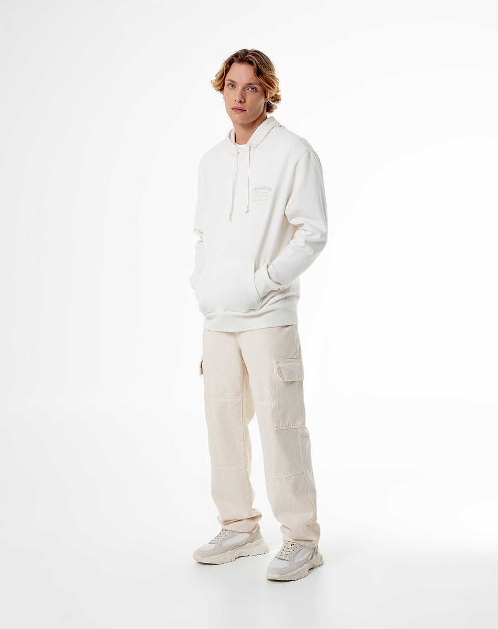Buzo tipo hoddie algodón vainilla hombre