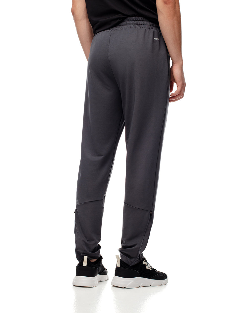 Pantalón deportivo control humedad gris hombre