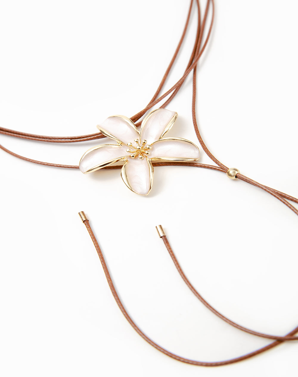 Collar cordón largo flor