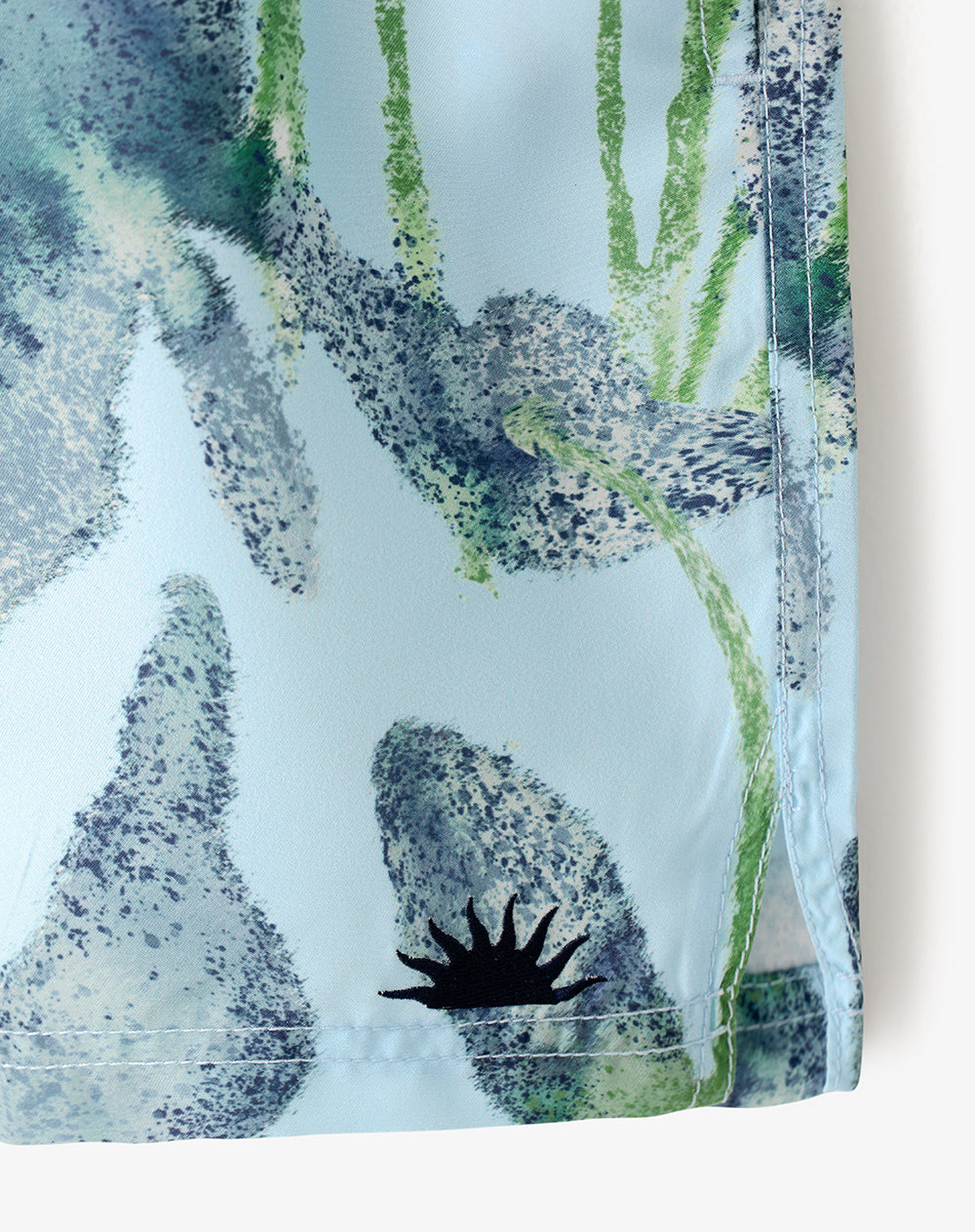 Short pantaloneta azul estampado