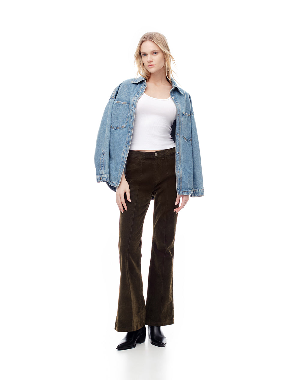 Jean flare tiro alto efecto gamuza café mujer