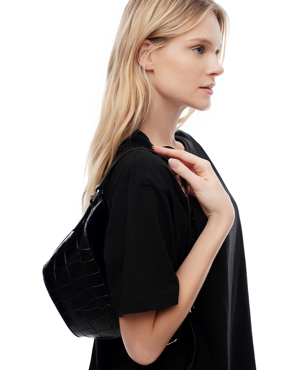 Bolso tipo bucket bag texturizado negro