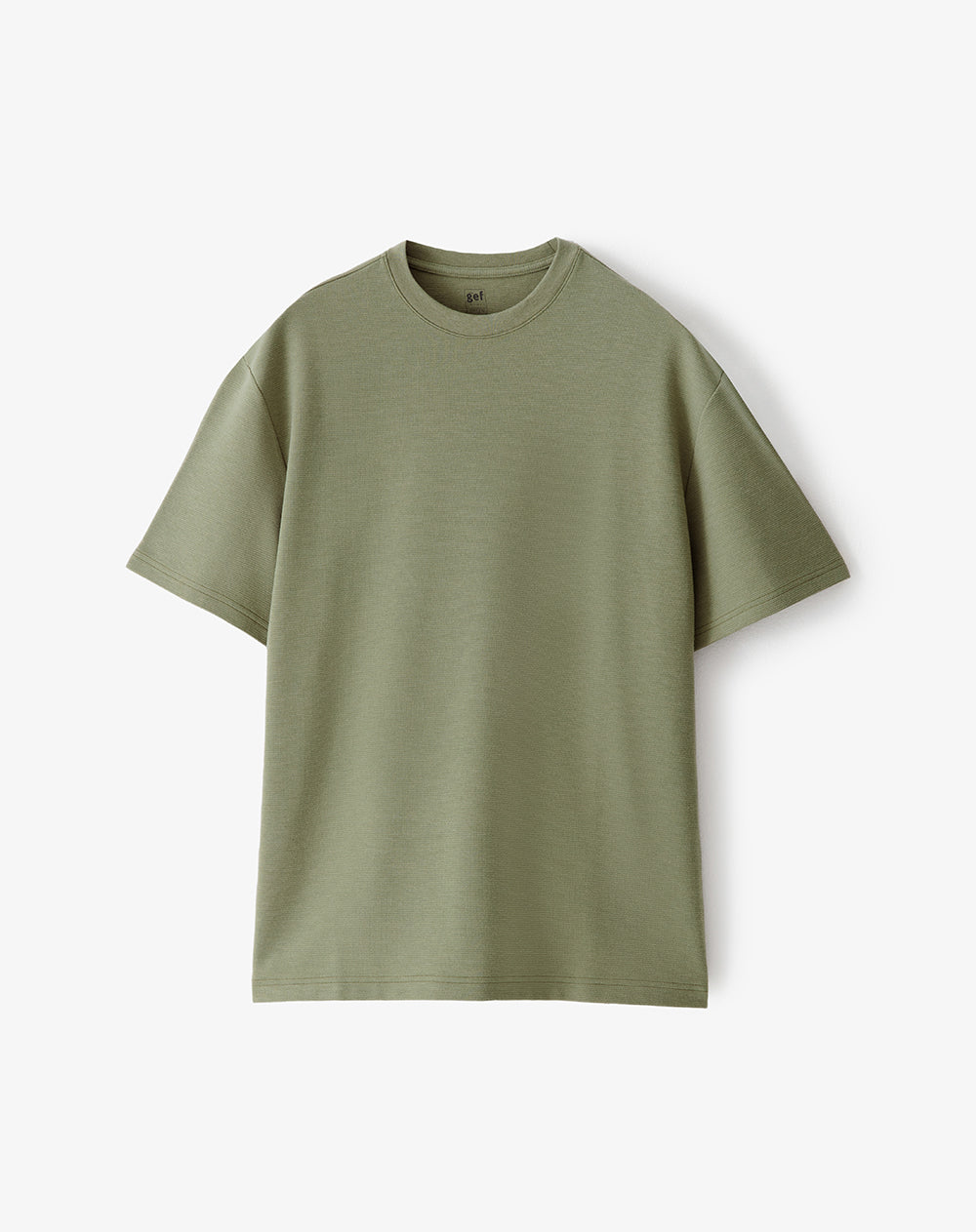 Camiseta regular fit manga corta verde oliva