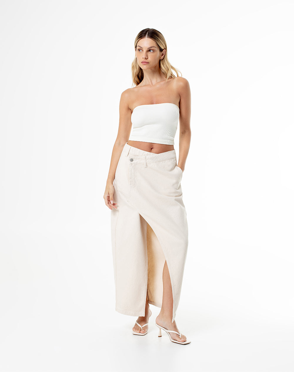 Falda midi tiro alto denim abertura frontal crudo para mujer