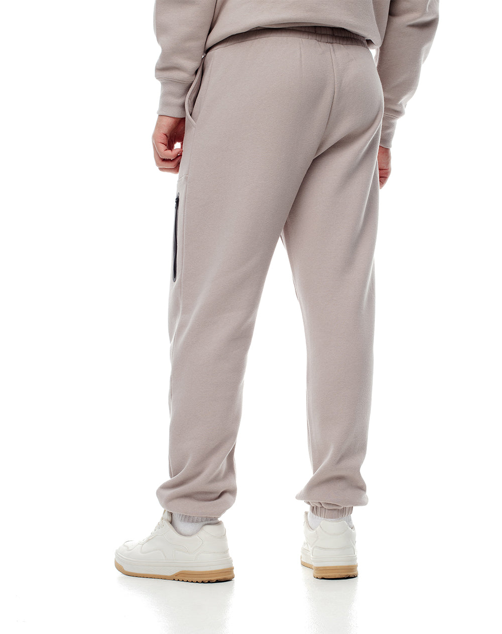 Jogger regular café hombre