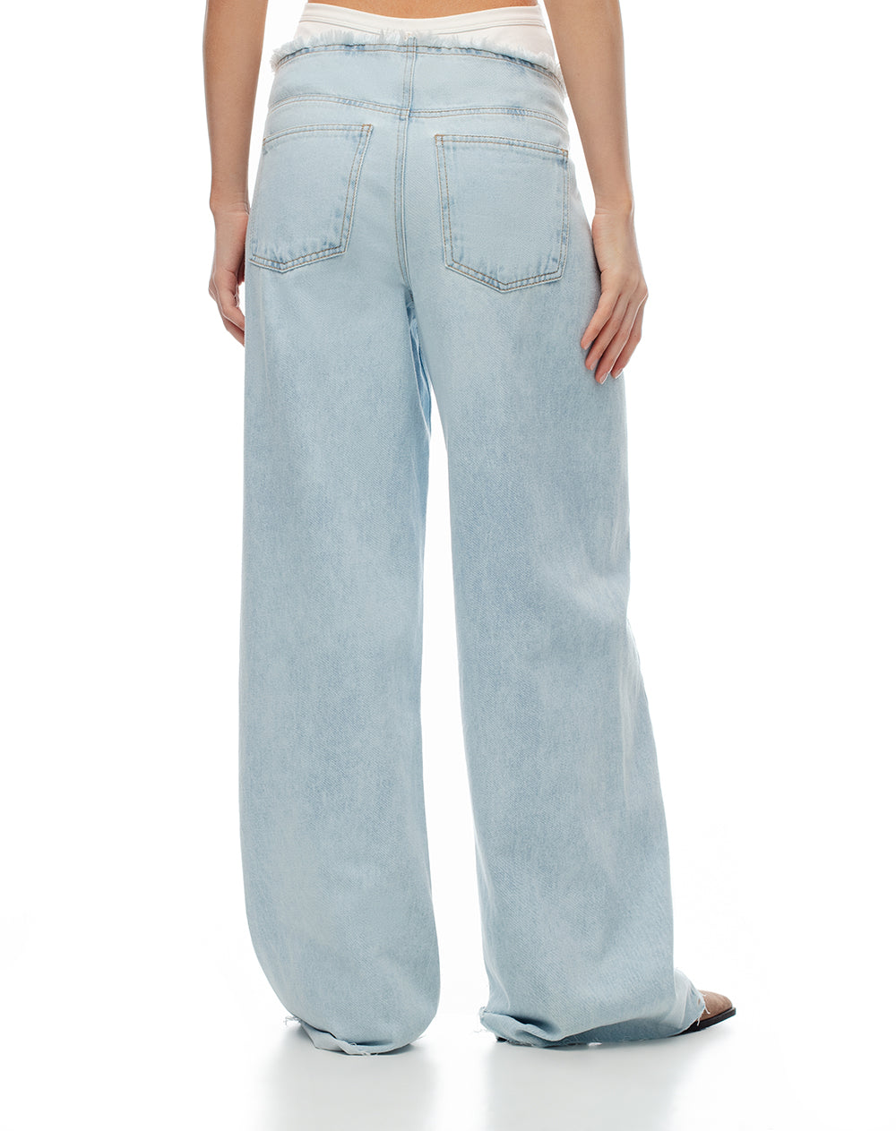 Jean wide leg tiro medio índigo claro mujer