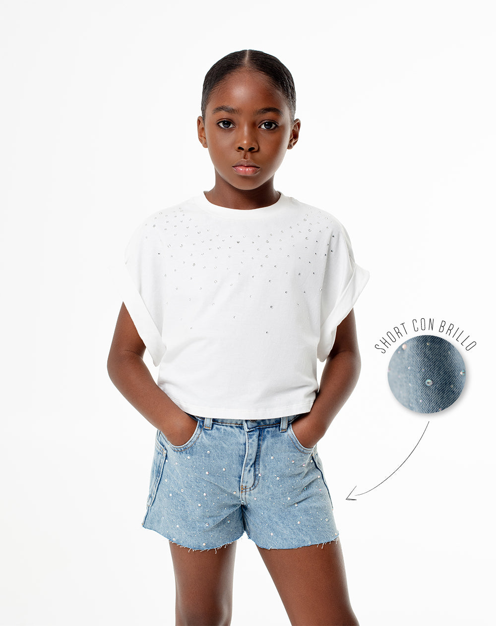 Short tiro medio denim brillo y elástico interno índigo claro niña