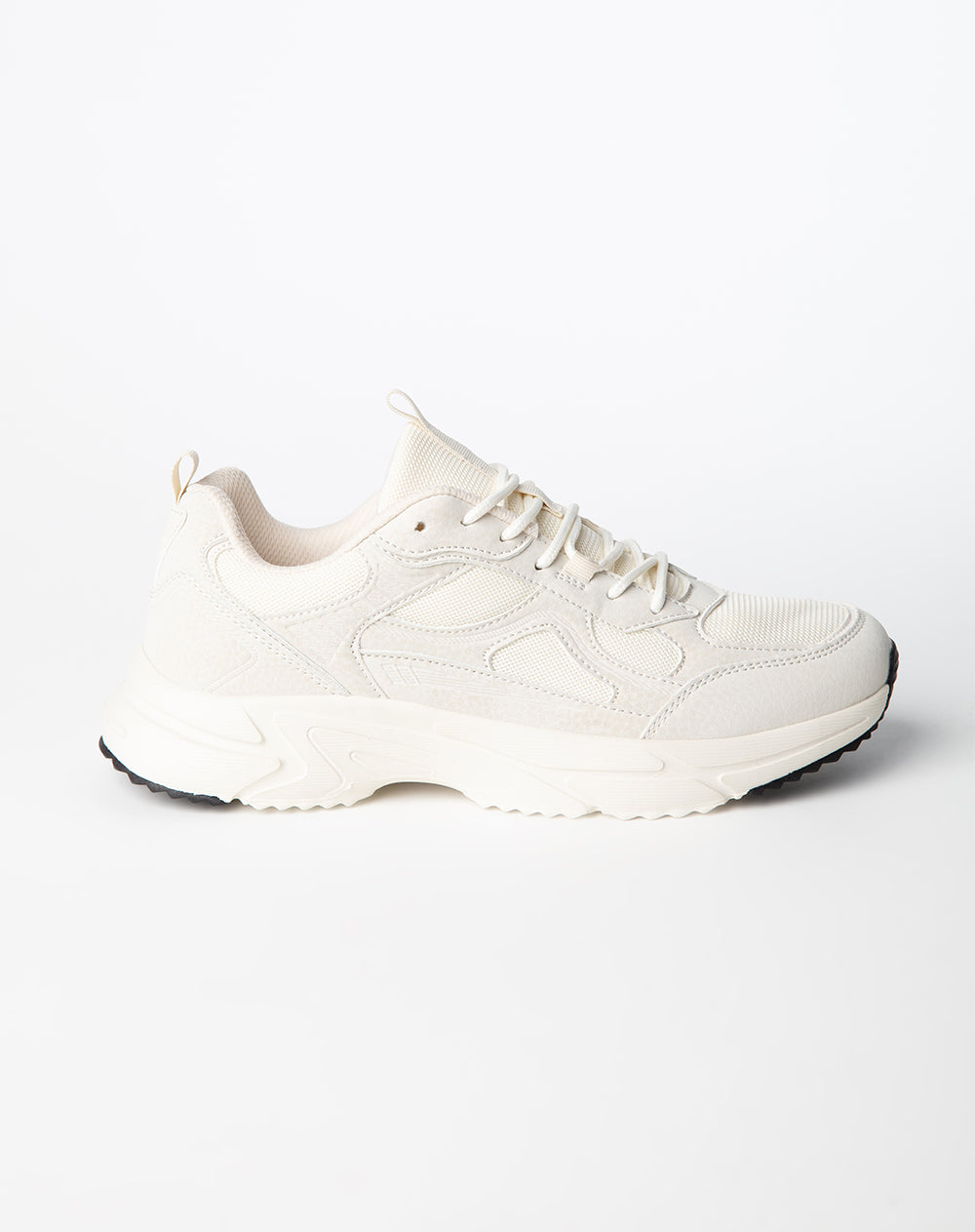 Tenis deportivos beige mujer