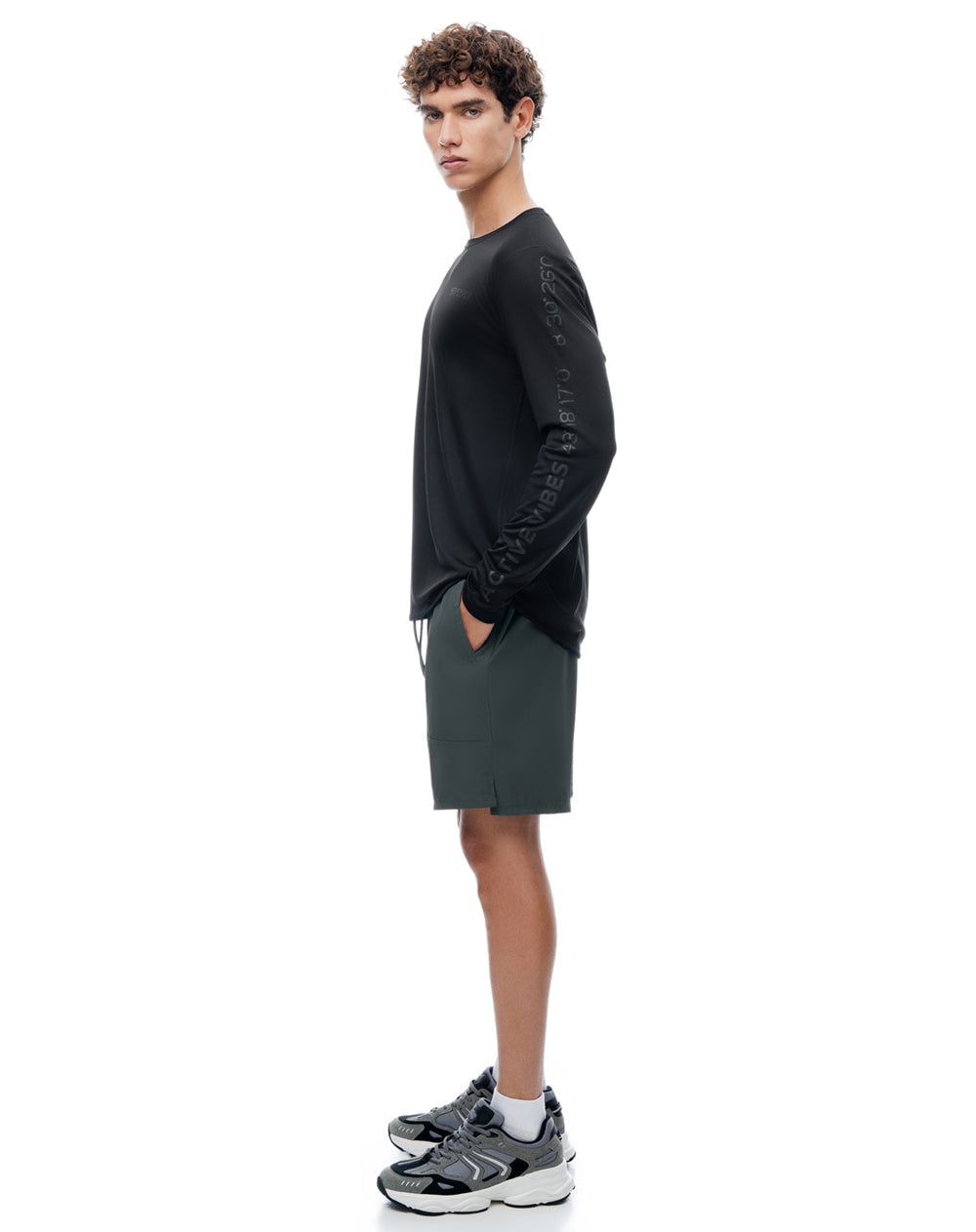 Pantaloneta deportiva verde hombre