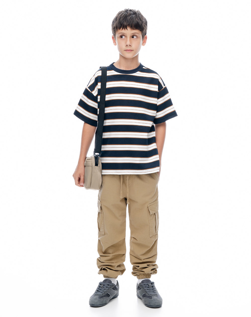 Camiseta regular manga corta azul rayas niño