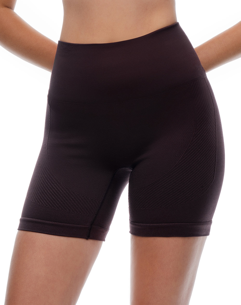 Short deportivo vinotinto mujer