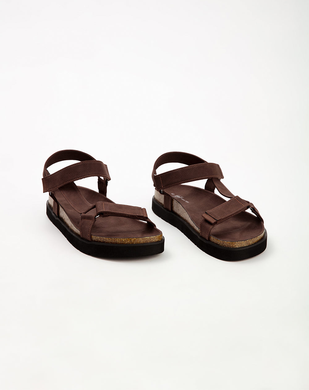 Sandalias café hombre