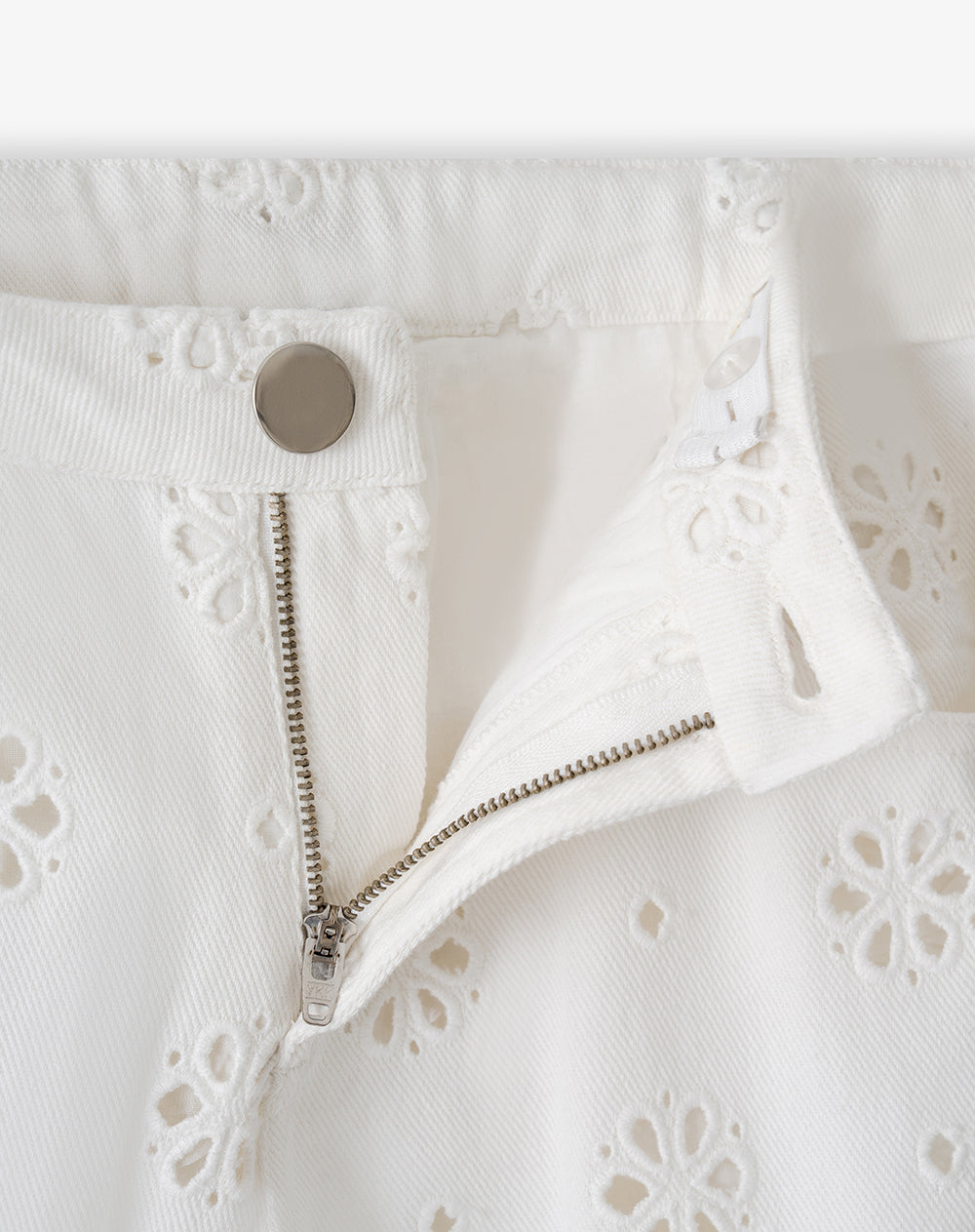 Pantalón wide leg tiro medio drill blanco niña