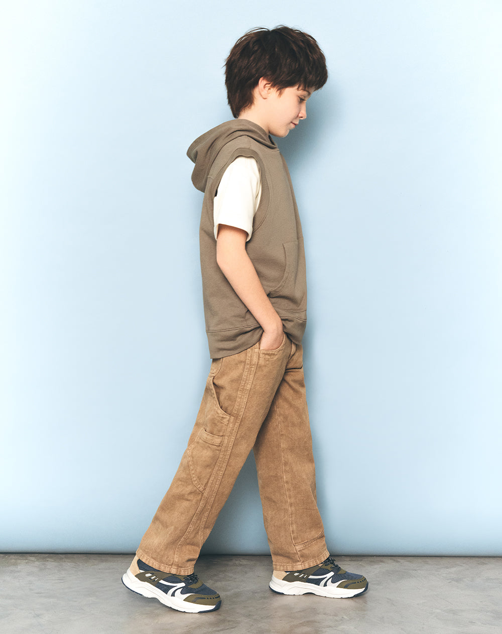 Pantalón regular drill denim habano niño