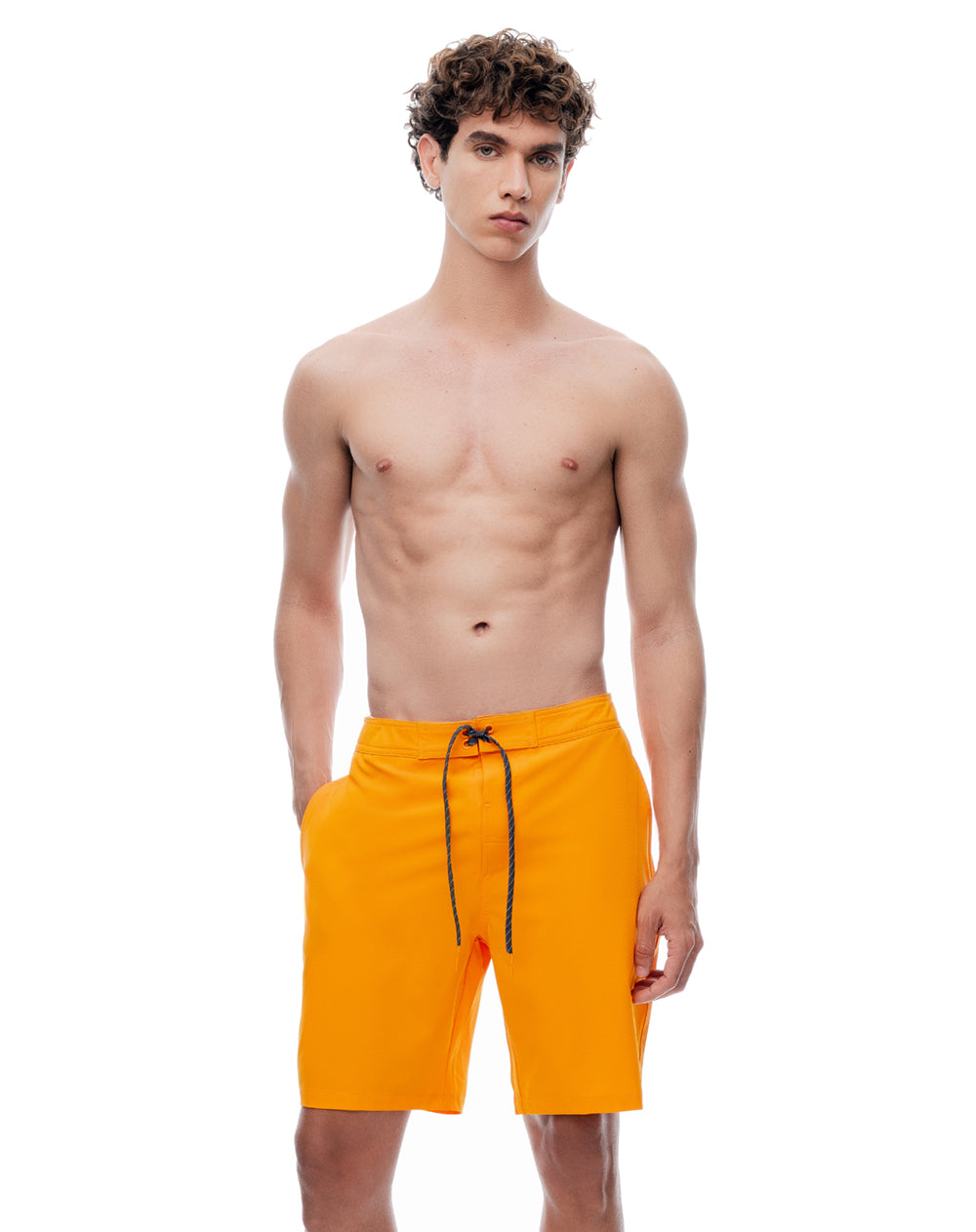 Pantaloneta naranja hombre