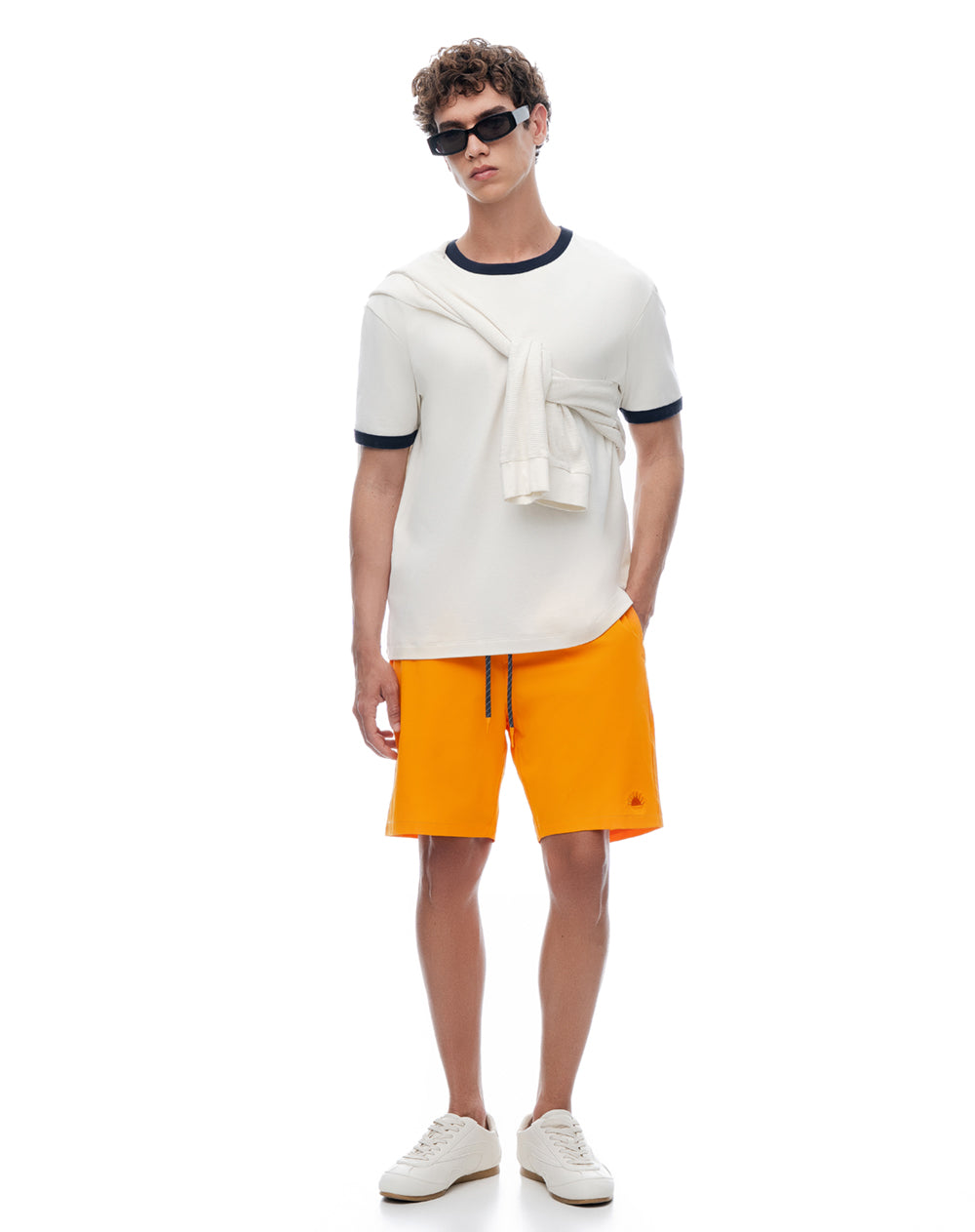 Pantaloneta naranja hombre