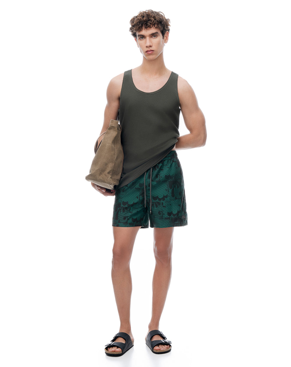 Pantaloneta verde estampado hombre
