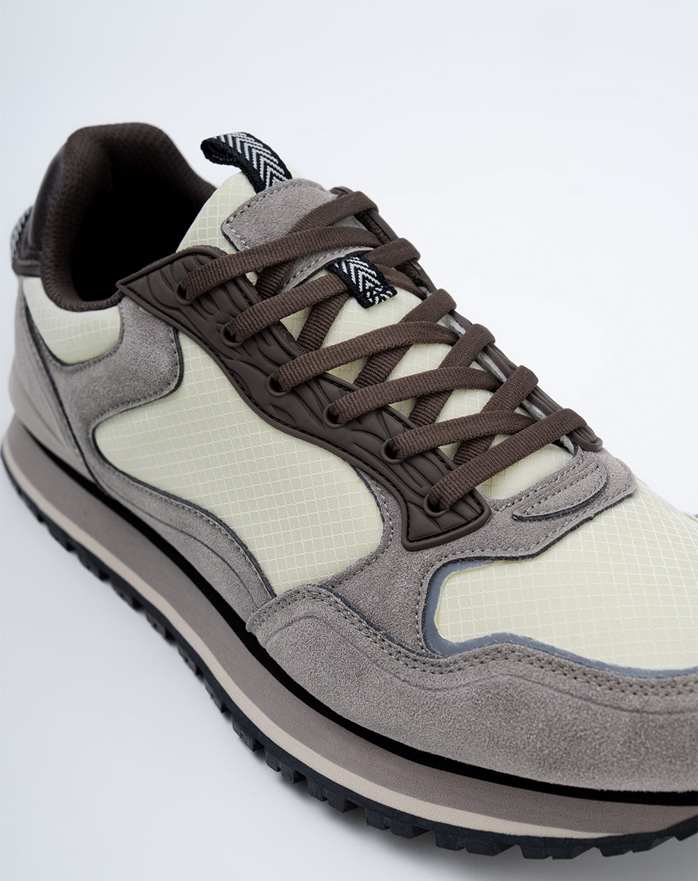 Tenis multicolor hombre