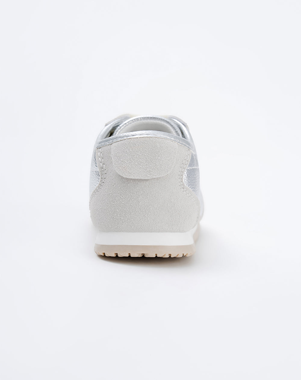 Tenis plateado niña