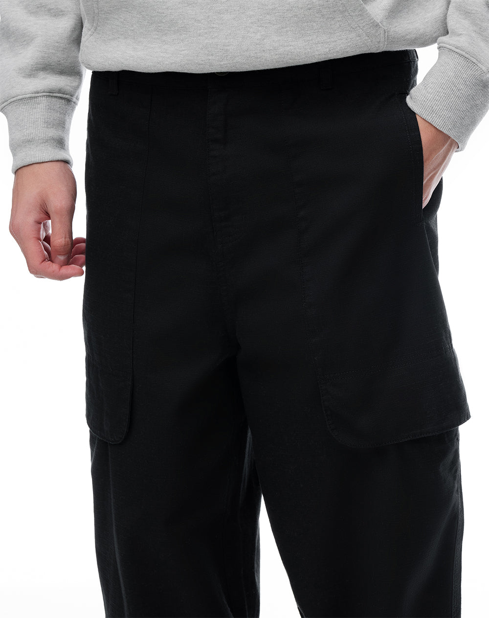 Pantalón regular negro hombre