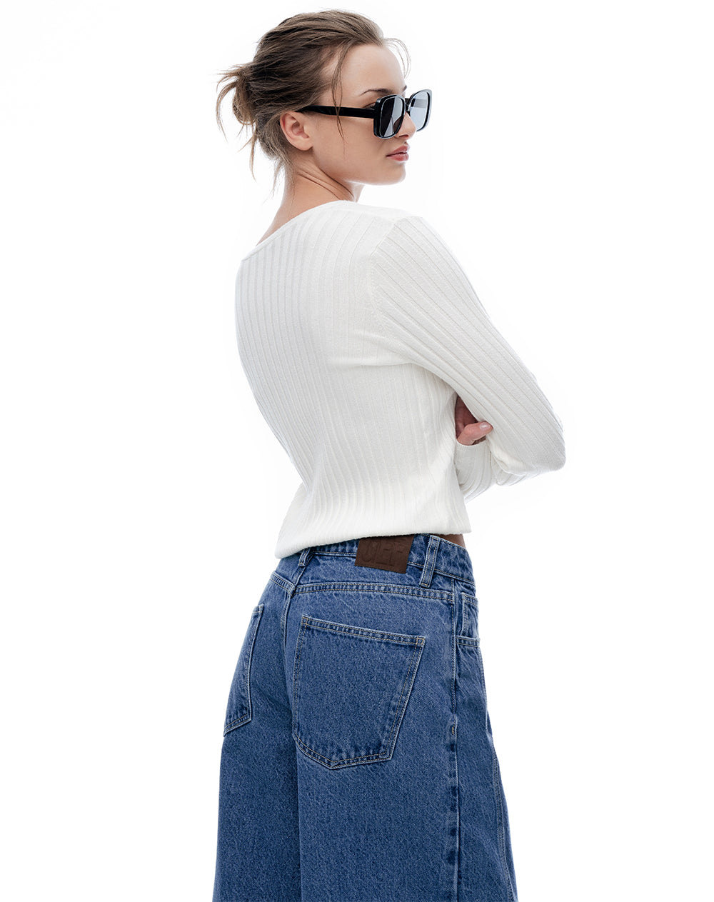 Jean relaxed fit tiro medio indigo