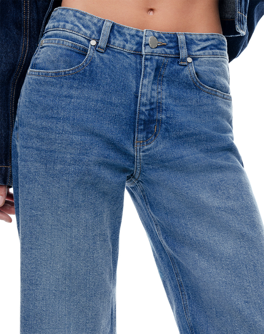 Jean flare fit tiro medio índigo