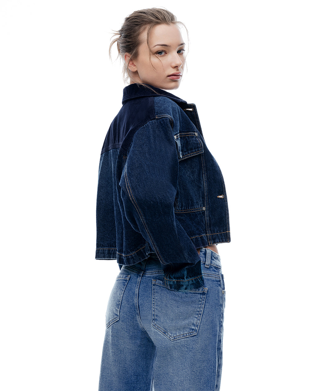 Jean flare fit tiro medio índigo