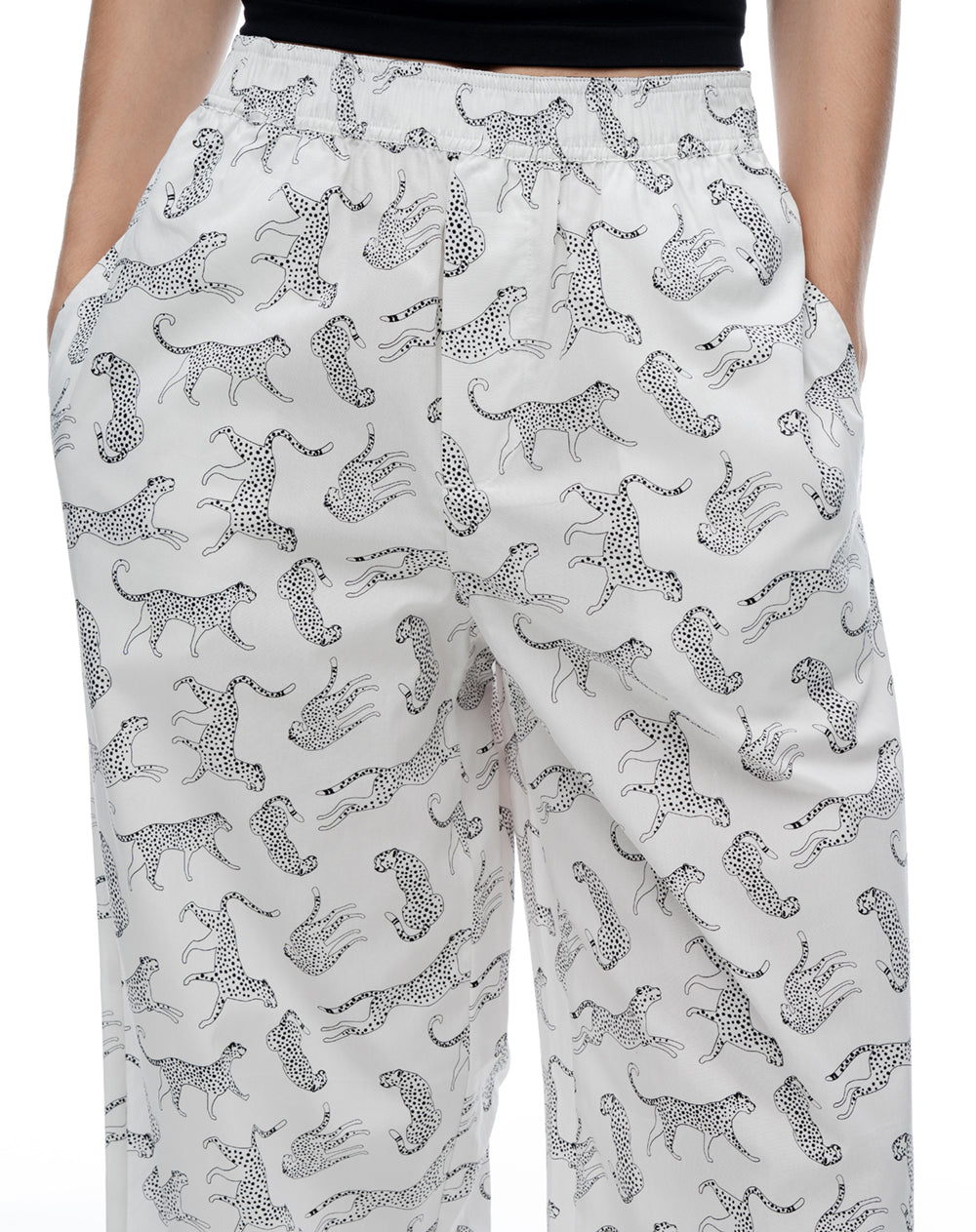 Pantalón regular tiro medio crudo estampado mujer