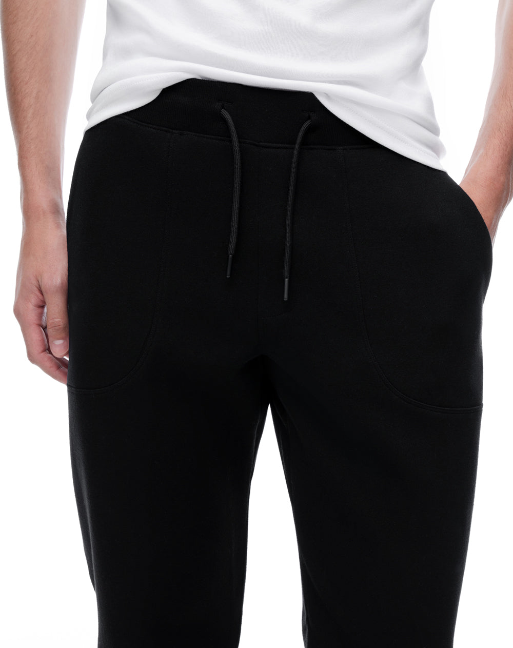 Jogger regular tiro medio negro hombre