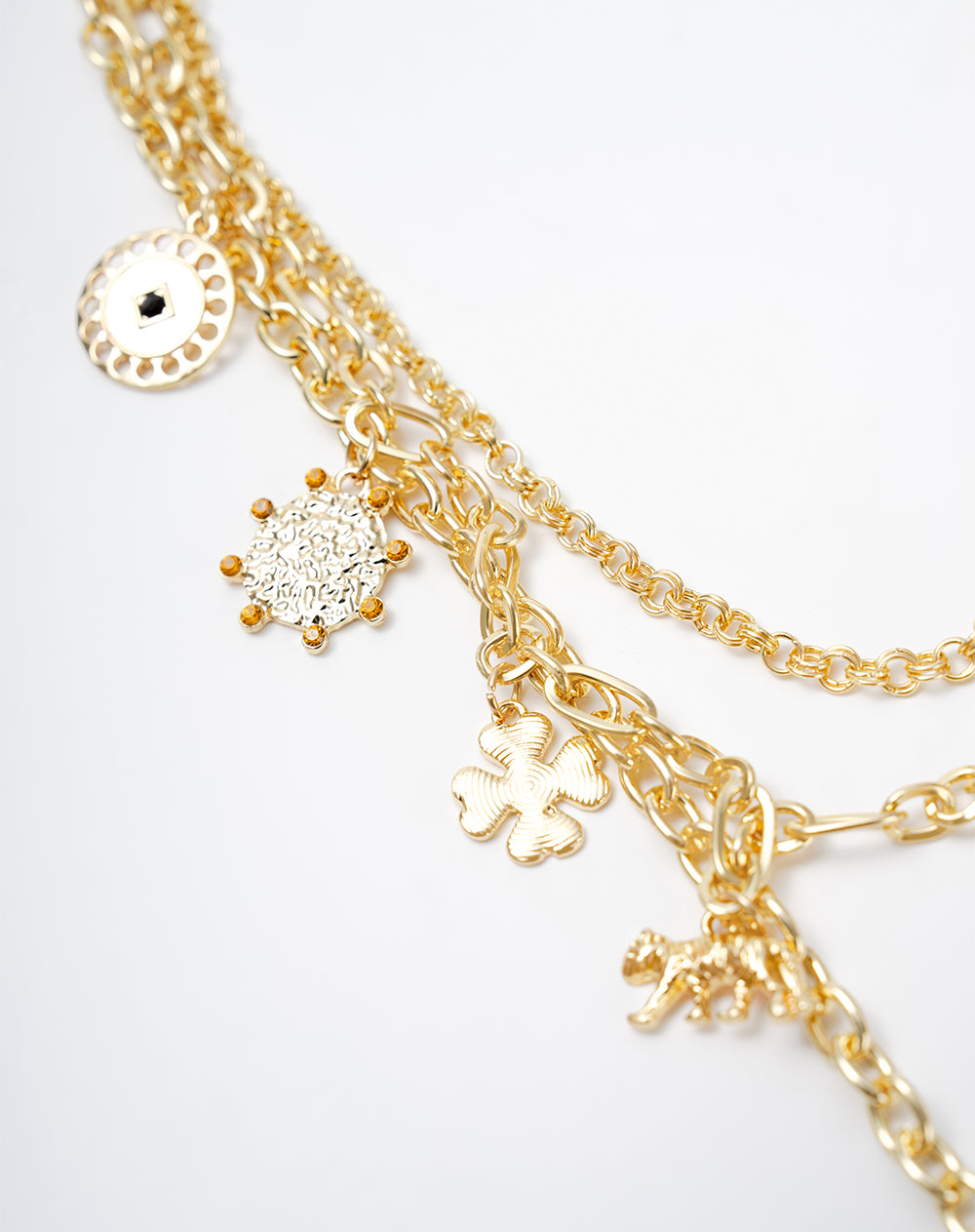 Collar dorado